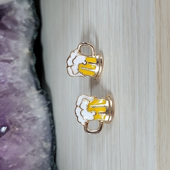 Draft Beer Oktoberfest Stud Earrings, unisex - Picture 5 of 6